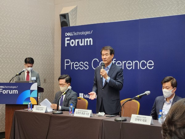 24일 서울 코엑스에서 열린 기자간담회에서 김경진 델 테크놀로지스 코리아 총괄 사장이 인사말을 하고 있다. /사진=남도영 기자