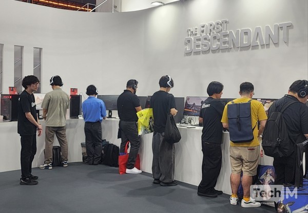 넥슨이 일본 도쿄 치바현 마쿠하리 멧세에서 개막한 '도쿄게임쇼(TGS) 2025'에 부스를 꾸리고 '퍼스트 디센던트'를 선보였다. / 사진=조성준 기자